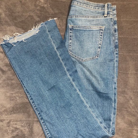 Gap High Waisted Flare Jeans - Picture 2 of 3